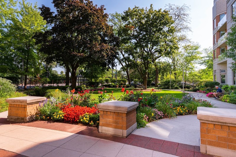 The Admiral at the Lake