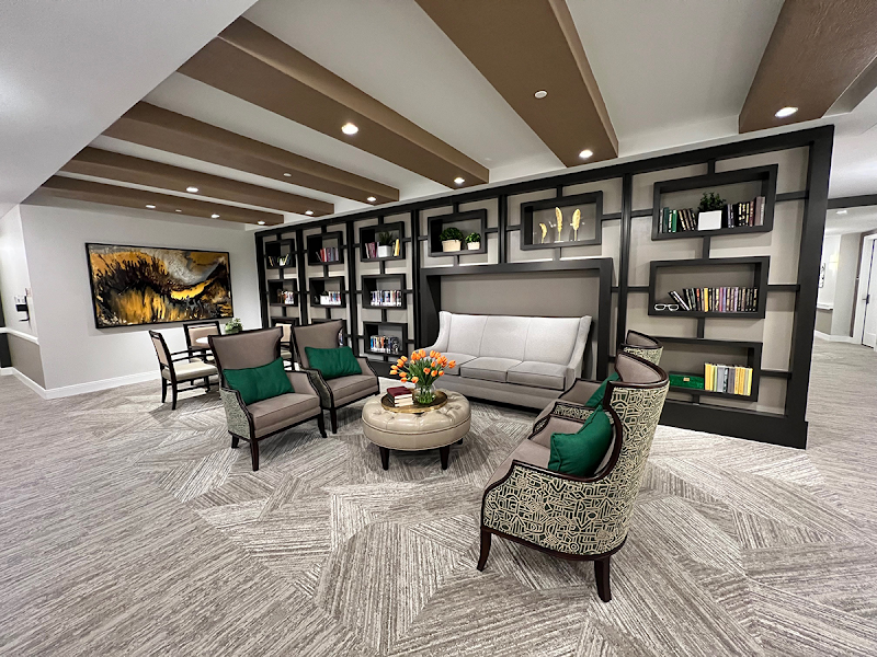 MorningStar Senior Living at River Oaks photo 3