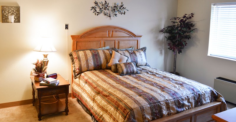 Heritage Oaks photo 2