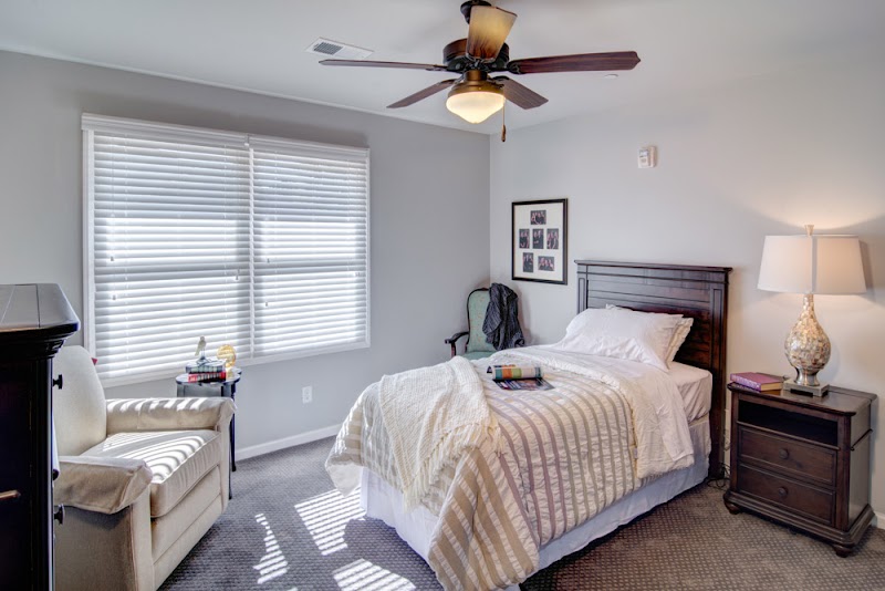 Madison Heights Evans photo 3