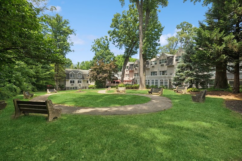 Viva Senior Living at Chestnut Hill